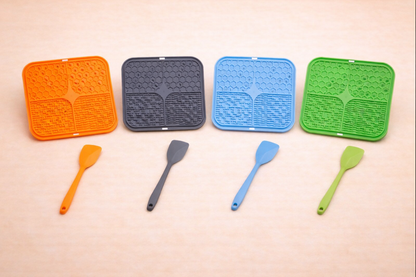 Lick Mat – Calm & Slow Feed Your Dog